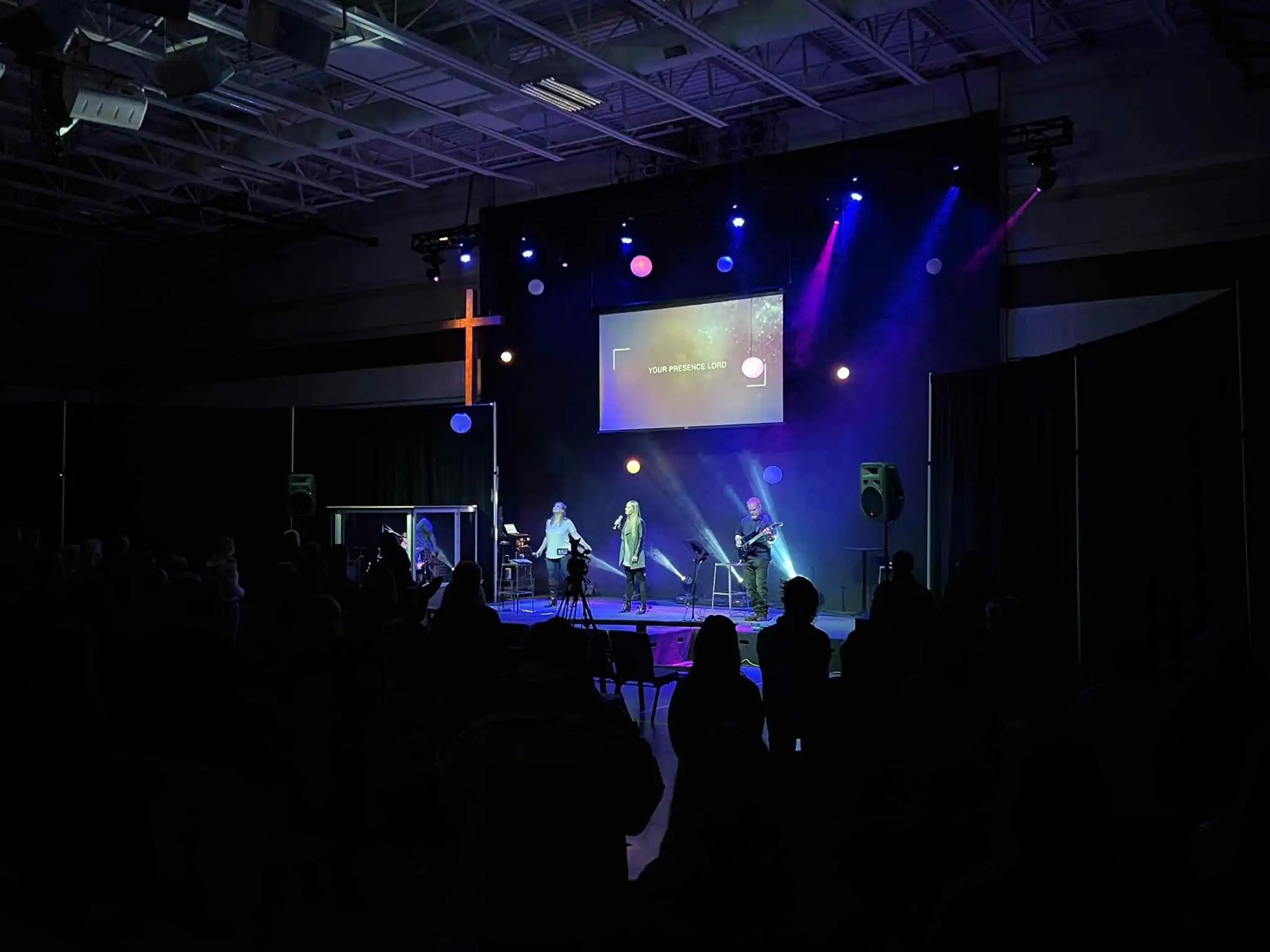 Mason Naz worship